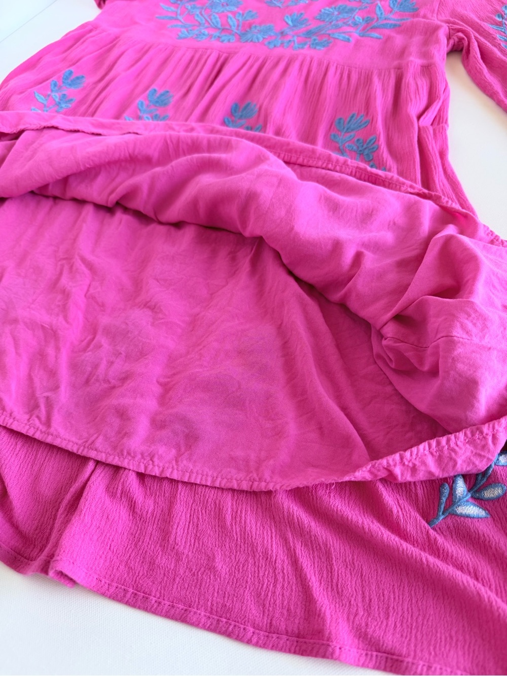 J.Marie Madeline Hot Pink Blue Embroidered Tiered Boho Mini Dress V-Neck M - Picture 9 of 12